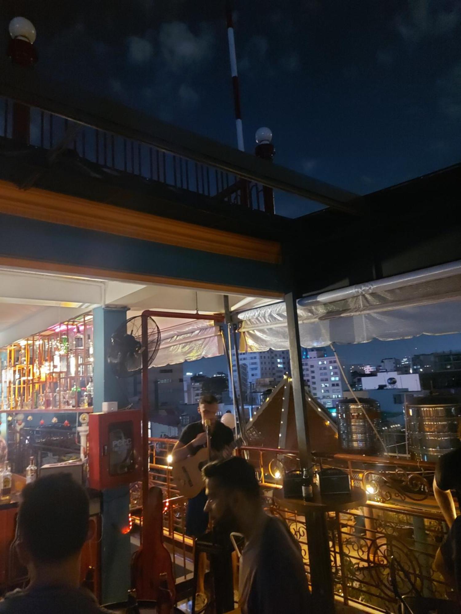 Saigon Rooftops Hostel Ho Chi Minh-staden Exteriör bild