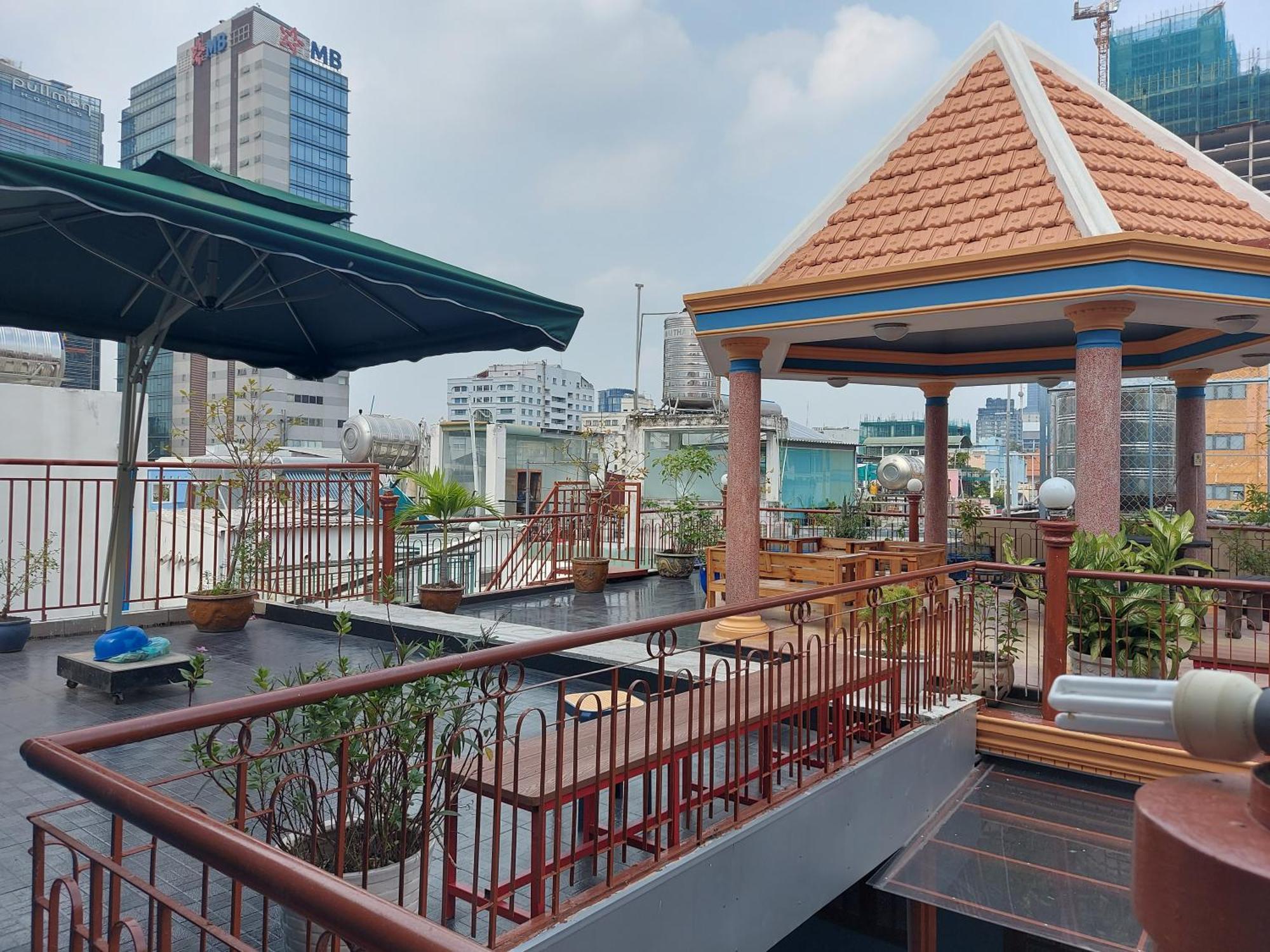 Saigon Rooftops Hostel Ho Chi Minh-staden Exteriör bild