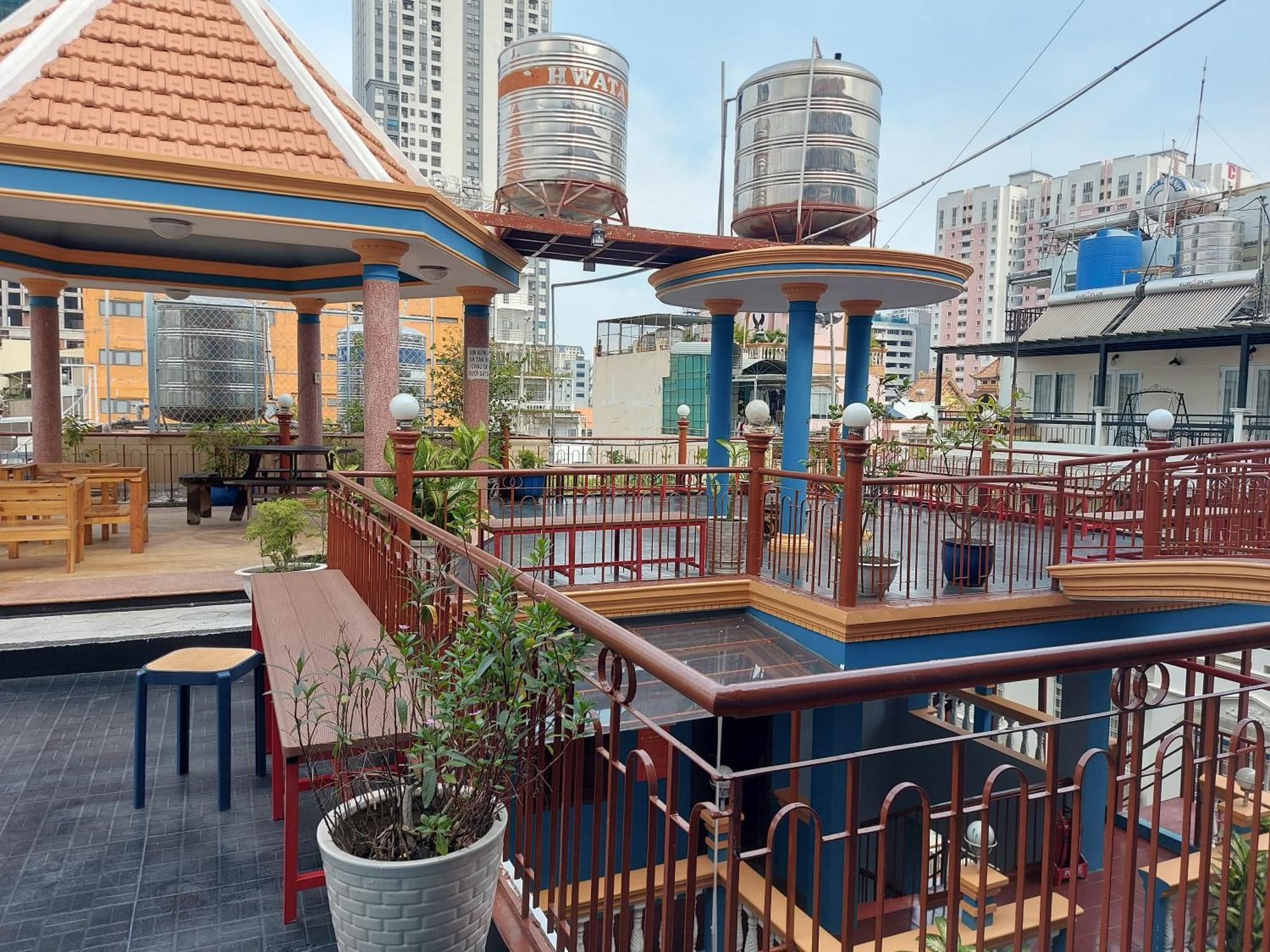 Saigon Rooftops Hostel Ho Chi Minh-staden Exteriör bild